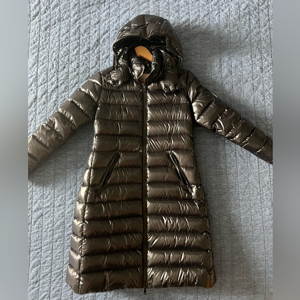100% Authentic Moncler Moka Long Women’s Puffer (down) Coat Size 4 (XL).